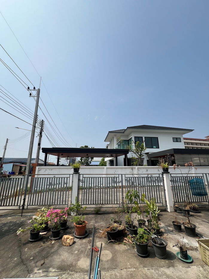 รูป ขายอาคารพาณิชย์ 2 คูหา ทำเลทอง อมตะนครชลบุรี - รูปที่ 22/24