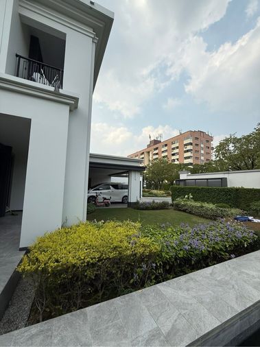 5-bed house for rent, 600 sqm, Setthasiri Krungthep Kreetha