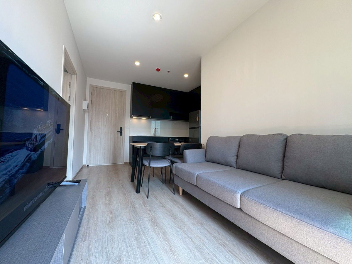 picture For Rent Condo NUE DISTRICT R9 Building R, Floor 8,2 bed room, Room size 46 sqm - 3/10