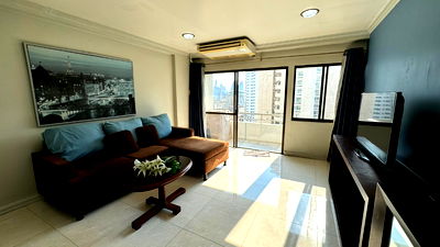 Condos for rent Sukumvit 6 :  Condo for rent near BTS Nana (3 minutes), Saranjai Mansion | 280 m from the entrance of Sukhumvit Soi 6.