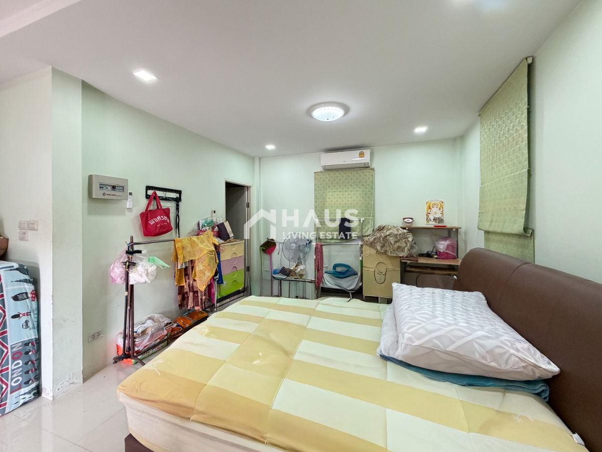 picture Ladawan Phutthamonthon Sai 2 / 4 Bedrooms #HPHU022 - 41/48