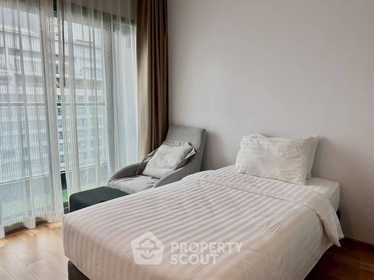 picture 3-BR Condo at Hyde Sukhumvit 13 Condominium near BTS Nana (ID 2554458) - 10/25