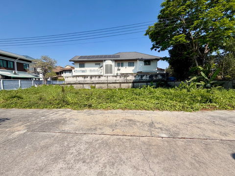 ขายที่ดินเปล่า ขนาด 119 ตร.ว. ซ.แก้วเงินทอง 40/1 ตลิ่งชัน ทำเลดี เหมาะสร้างบ้าน