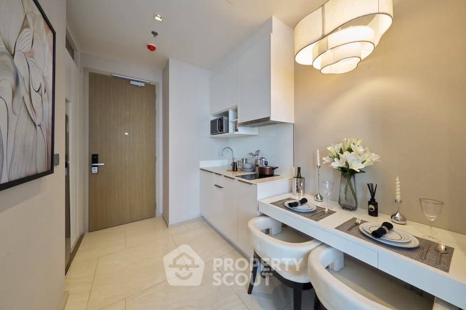 picture High-Floor 1-BR 33 Sqm Ashton Silom near BTS Chong Nonsi (ID 1994423) - 3/5