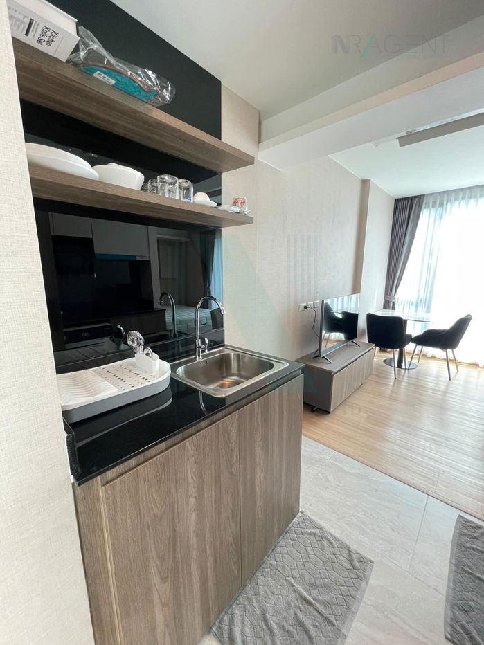 picture ð For rent condo LLOYD SOONVIJAI-THONGLOR Building 1, Floor 8,1 bed room, Room size 27 sqm - 6/8