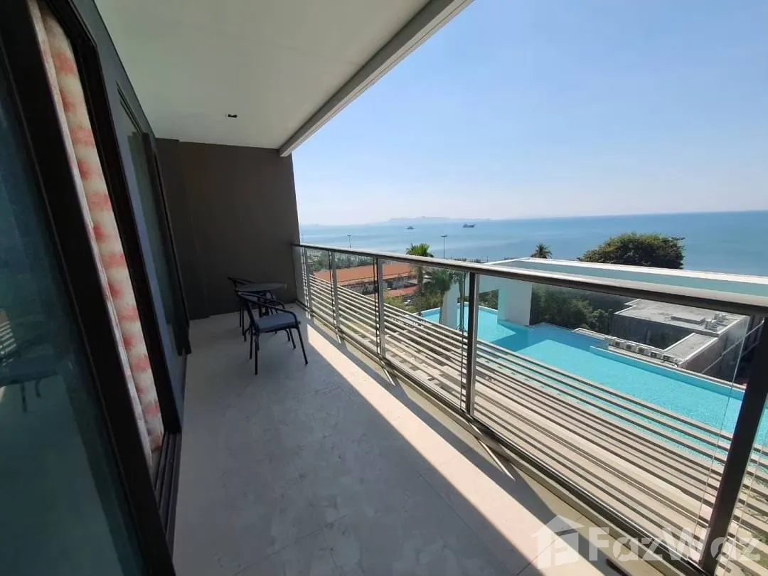 picture Exactly Beachfront with pool view 1964951 - 6/15