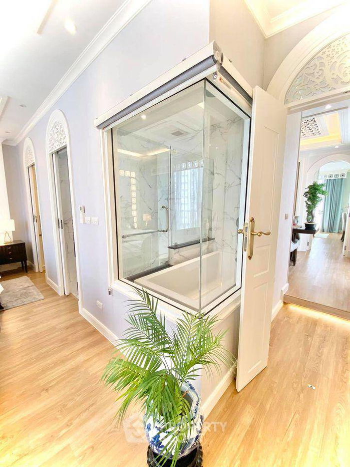 รูป คอนโด 2-ห้องนอน ที่ พาร์ค ออริจิ้น พร้อมพงษ์ ใกล้ BTS พร้อมพงษ์ (ID 470554) - รูปที่ 13/28