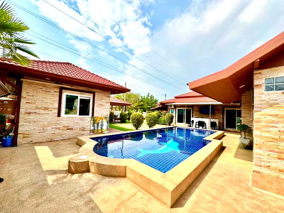 Houses for rent Bang Lamung Chonburi : Pool Villa 6 Bed for Rent in Siam Country Club, Central Pattaya