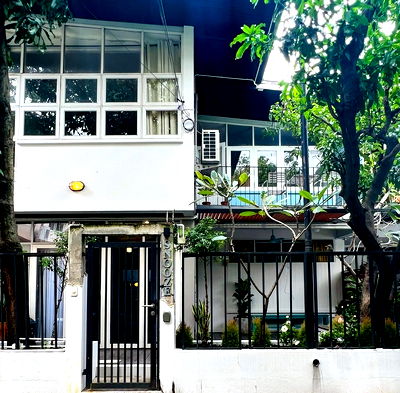 เช่าทาวน์โฮม แม็คโคร ฟู้ดเซอร์วิส สุขุมวิท 71 : 🔥 ด่วน! ให้เช่าทาวน์โฮมสุดชิค ใจกลางสุขุมวิท เดินเพียง 5 นาทีถึง Donki Mall – ทำเลฮิตที่สุดในย่าน!