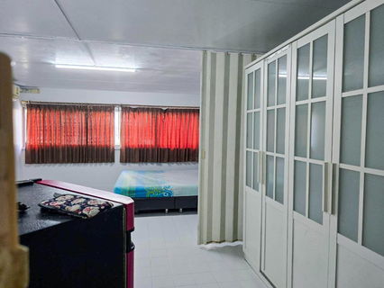 ขายคอนโดป๊อปปูล่า เมืองทองธานี 32 ตรม. อยู่ชั้น 2 อาคาร C4 ใกล้ตลาด cosmo บาซ่าเมืองทองธานี ใกล้ธนาคารกสิกรไทย ไกล้รถไฟฟ้าสายสีชมพู สถานีเมืองทองธานี