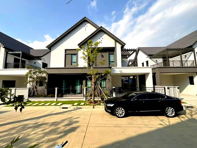 บ้านเดี่ยวให้เช่า : 🎏 For Rent 🏩 Centro Bangna เซนโทลบางนา 🏩JA-877