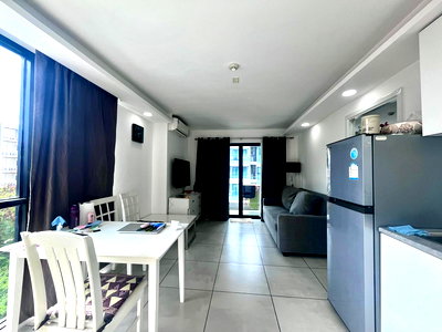 ขายคอนโด : Siam Oriental Tropical Garden Unit for sale in Pratumnak