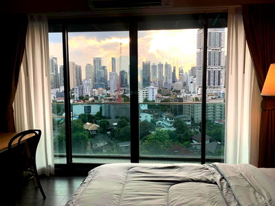 Condos for rent : 🚩 For Rent Condo NOBLE REMIX Building B, Floor 10,1 bed room, Room size 46.00 sqm