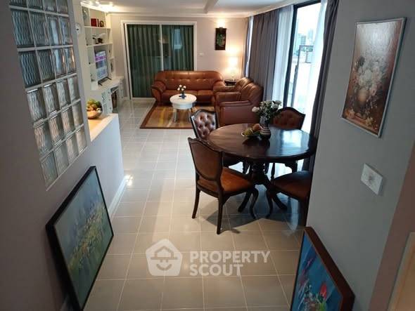 picture 2-BR Condo at Supalai Place Sukhumvit 39 near BTS Phrom Phong (ID 2552317) - 1/7