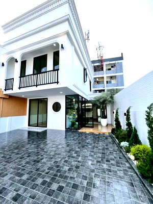 บ้านเดี่ยว MRT มหาดไทย : ขายทาวน์โฮม 2 ชั้น ลาดพร้าว 93 ทะลุ ลาดพร้าว 101 แยก 19