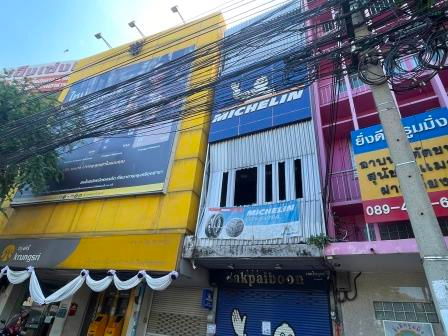 รูป ขายอาคารพาณิชย์และที่ดิน 212 ตรว. ติดวงเวียน 22 และตรอกมะขาม - รูปที่ 1/22