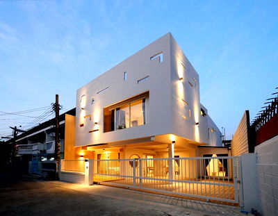 เช่าทาวน์โฮม แม็คโคร ฟู้ดเซอร์วิส สุขุมวิท 71 : 🔥 ให้เช่า ทาวน์โฮมทำเลทอง ซอยปรีดี พนมยงค์ 14 (สุขุมวิท 71) บ้านสวย พร้อมอยู่ ใกล้เอกมัย–ทองหล่อ เดินทางสะดวกมาก!