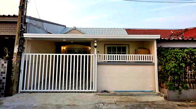 ขายทาวน์โฮม : บ้านสวย ชั้นเดียว  รีโนเวทใหม่  หมู่บ้านตะวันงาม  ซอยกันตนา  บางใหญ่   ใกล้เซ็นทรัล เวสเกต