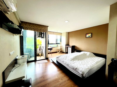 ขายคอนโด : ขายห้องวิวโล่ง ห้องใหญ่อยู่สบาย ราคานี้หายากในย่านรัชดา