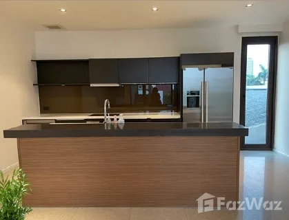 รูปภาพ 3 Bedroom Condo for rent at Baan Lux-Sathon 5563942