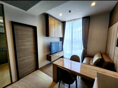 Condos for rent : Condo For Rent // The Crest park residences