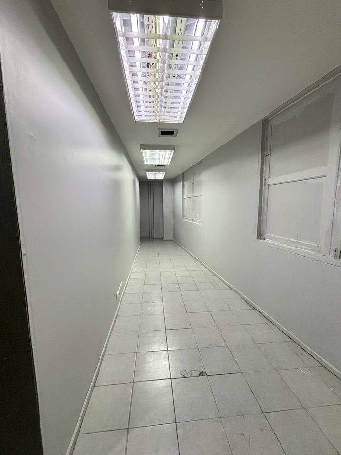 รูป ให้เช่าโชว์รูมติดริมถนนทองหล่อ พื้นที่ธุรกิจ – ถนนสุขุมวิท 55 (ทองหล่อ) - รูปที่ 14/27