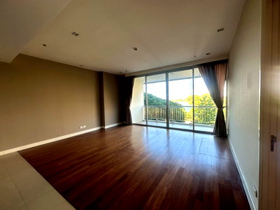 Condos for sale : for sale condo The Cove pattaya 1 Bed room 91.53 Sq.m graden view large balcony (S03-2347)