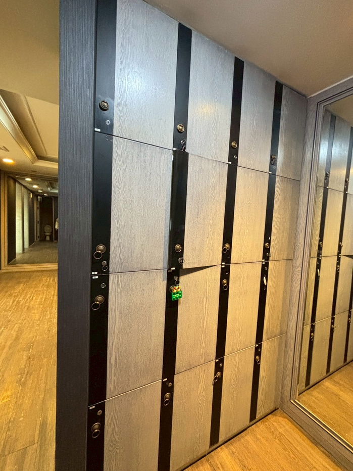 รูป ให้เช่าโชว์รูมติดริมถนนทองหล่อ พื้นที่ธุรกิจ – ถนนสุขุมวิท 55 (ทองหล่อ) - รูปที่ 10/27