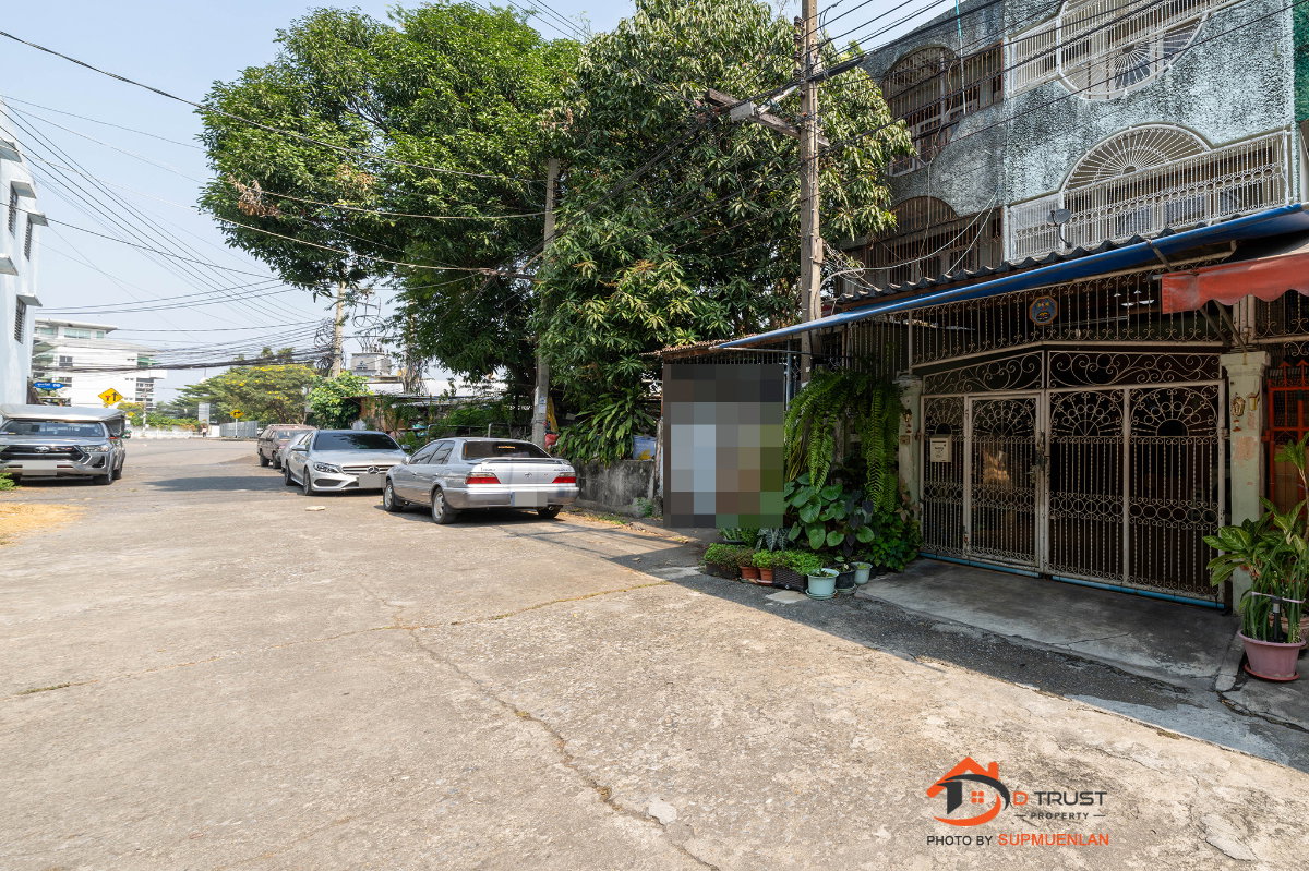 รูป ขาย ตึกแถว 4 ชั้น ม.ขวัญชัย ซอยสุขสวัสดิ์ 56 พร้อมอยู่ 22 ตร.ว - รูปที่ 3/16