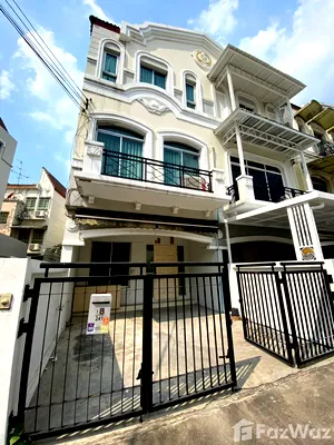 ทาวน์โฮมให้เช่า : ทาวน์เฮ้าส์ให้เช่า 3 ห้องนอน ในโครงการ บ้านกลางเมืองสวิสทาวน์ 5334684