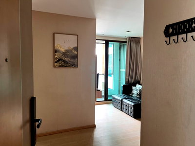 ขายคอนโด : ผนังอิสระ วิวสระว่ายน้ำ 2 BEDROOM ไนซ์ สวีท 2 สนามบินน้ำ ชั้น 6