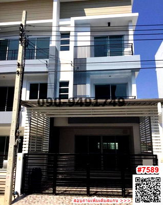Townhouses for rent Nong Khaem : For rent: 3-story townhome, Autumn Residence Phetkasem 114, corner unit, near The Mall Bang Khae.