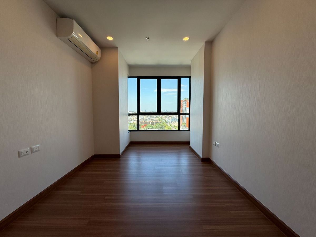 picture ✨ For Sale – Supalai Premier Charoennakorn - 7/12