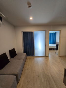 Elio Del Moss for rent Cheapest!!!! Price : 14,000 baht Floor : 5th floor Block : A 34.90sqm 2 bedroom