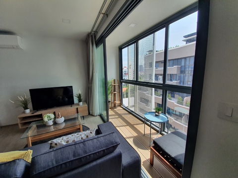 Hot Deal! - Superb Decorated 1B1B 42 Sq.m. High Floor. Fully Furnished Ready to move in