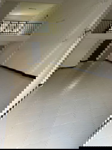 รูป U1392 ให้เช่าอาคารพาณิชย์ 3 ชั้น ถนนเสรีไทย บ้านเปล่า ทำเลดีเดินทางสะดวกเข้าออกได้หลายทาง - รูปที่ 9/9