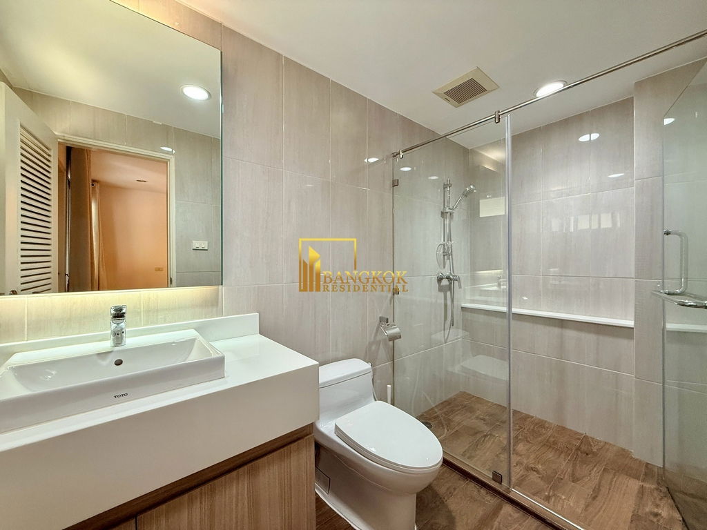 รูป Impressive 8 Bedroom Luxury House For Rent in Sathorn Area - BR27834SH - รูปที่ 44/97