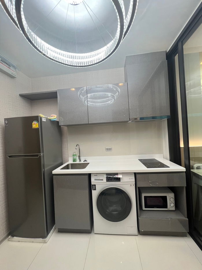 picture Life Asoke Hype | Price 23,000 THB | Beautiful room, great location, fully furnished, ready to move in. - 9/10