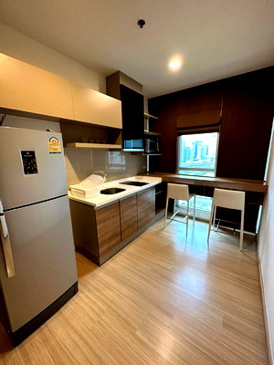 คอนโดให้เช่า : Condo for Rent: Rhythm Sukhumvit 50 (H22017) Near BTS On Nut