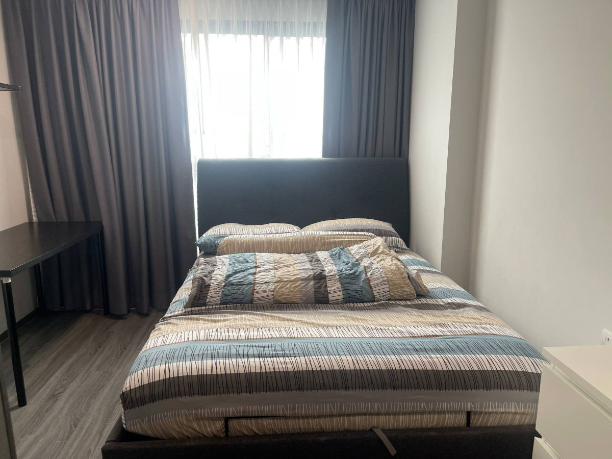 picture Ideo Chula Samyan【𝐑𝐄𝐍𝐓】🔥A room with a subtle, calming color scheme and distinct character.🔥 Contact Line ID: @hacondo - 4/9