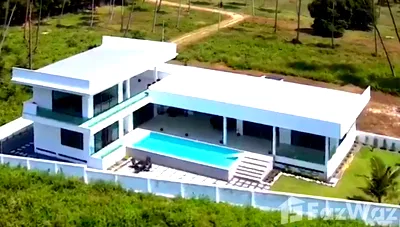 เช่าบ้านเดี่ยว เกาะสมุย สุราษฎร์ธานี : วิลล่าให้เช่า 4 ห้องนอน ใน หน้าเมือง, สุราษฎร์ธานี 5556599