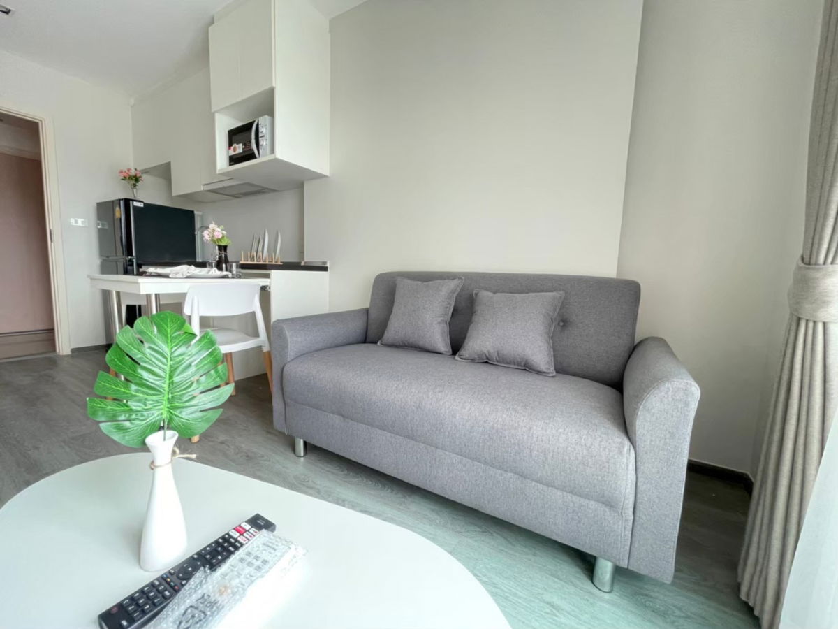 picture Rich Park @ Triple Station Rich Park @ Triple Station - 5/9