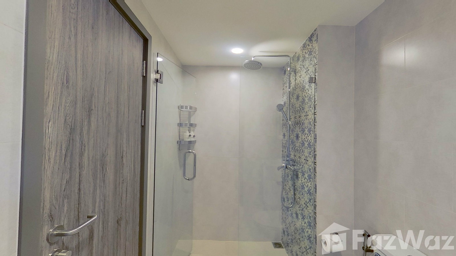 Discover Your New Journey: Contemporary Condo in The Title Residencies 1140934 - image 5