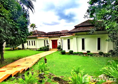 Houses for rent Thalang Phuket : .Living the Life: Splendid 5-Bed/5-Bath Villa for Rent in Phuket! 1130360