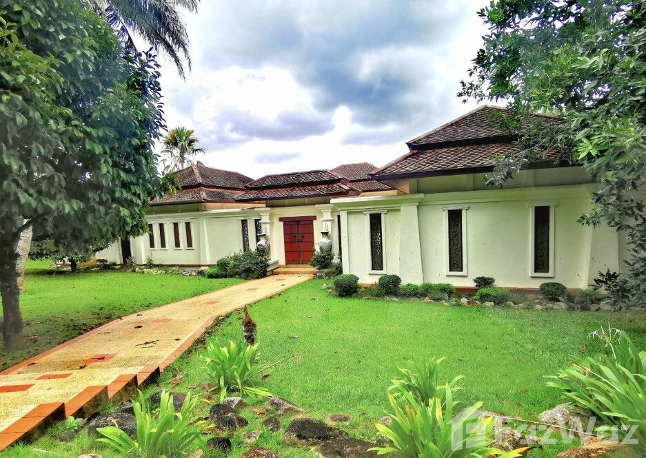 picture .Living the Life: Splendid 5-Bed/5-Bath Villa for Rent in Phuket! 1130360 - 1/10