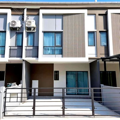 เช่าทาวน์โฮม รังสิต : ให้เช่าบ้านแกรนด์ พลีโน่ พหลฯ-วิภาวดี (Grande Pleno Phahol-Vibhavadi) ใกล้ฟิวเจอร์พาร์ค รังสิต