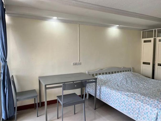  P-45135 ให้เช่า คอนโด ราชเทวี ทาวเวอร์ แขวงถนนพญาไท เขตราชเทวี กรุงเทพมหานคร พร้อมอยู่ ราคาถูก Line Id: @easythaihome 085-592-2897