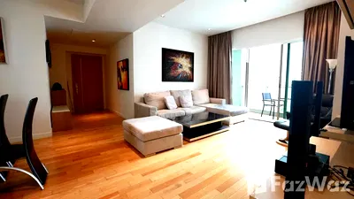 Condos for sale Phrom Phong : 3 Bedroom Condo for sale at Millennium Residence  637556
