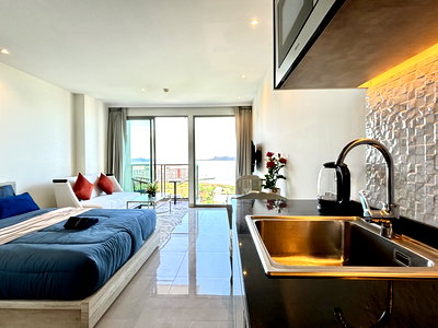 ขายคอนโด : The Riviera Monaco Pattaya Unit for sale in Na Jomtien