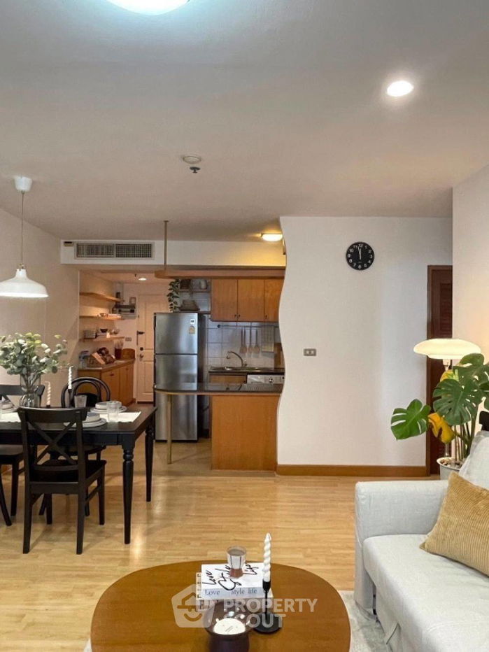 picture 2-BR Condo at The Grand Condo Patumwam near BTS Ratchadamri (ID 1293239) - 8/12